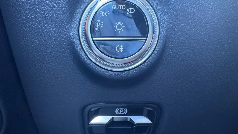 MERCEDES-BENZ CLE CLE 300 mHEV 4-Matic AMG Line