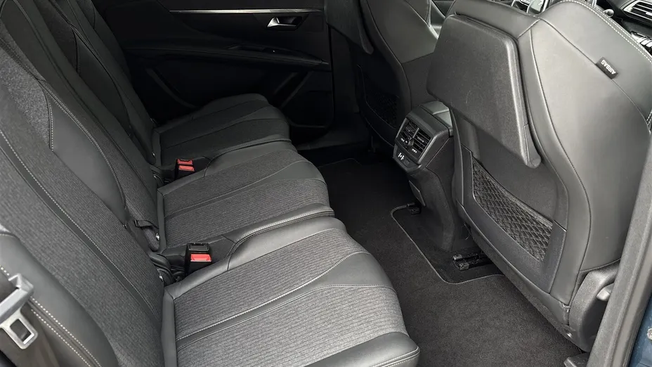 PEUGEOT 5008 5008 1.6 PureTech GT S&S EAT8