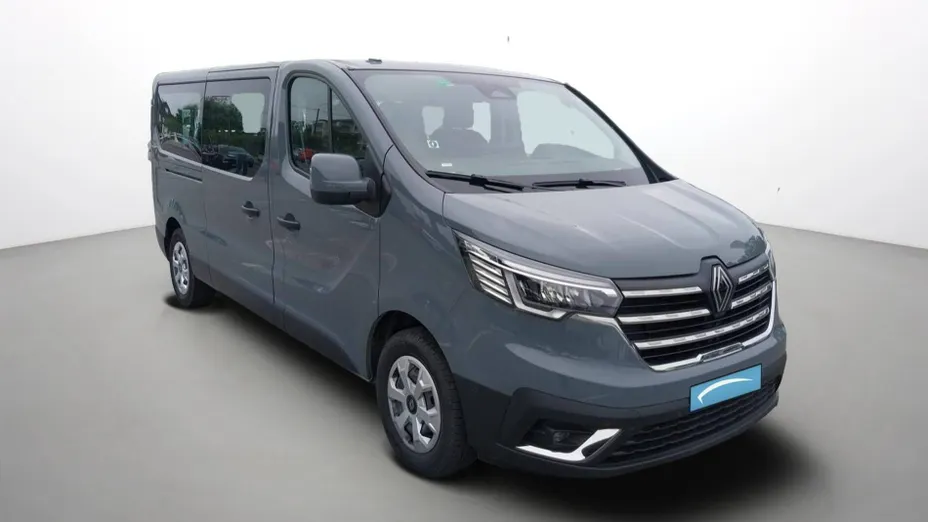 RENAULT Trafic -
