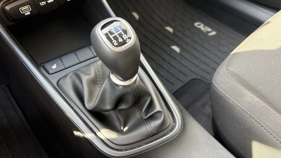 HYUNDAI i20 i20 1.2 Modern