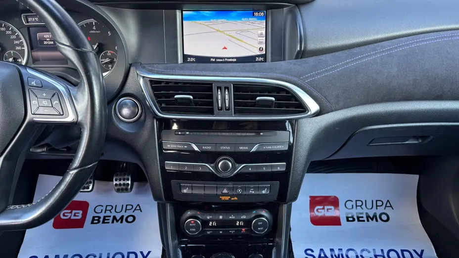 INFINITI Q30 Q30 1.5d City Black Edition