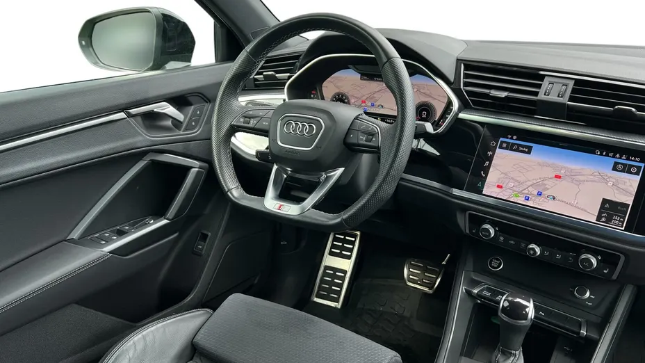 AUDI Q3 Sportback -