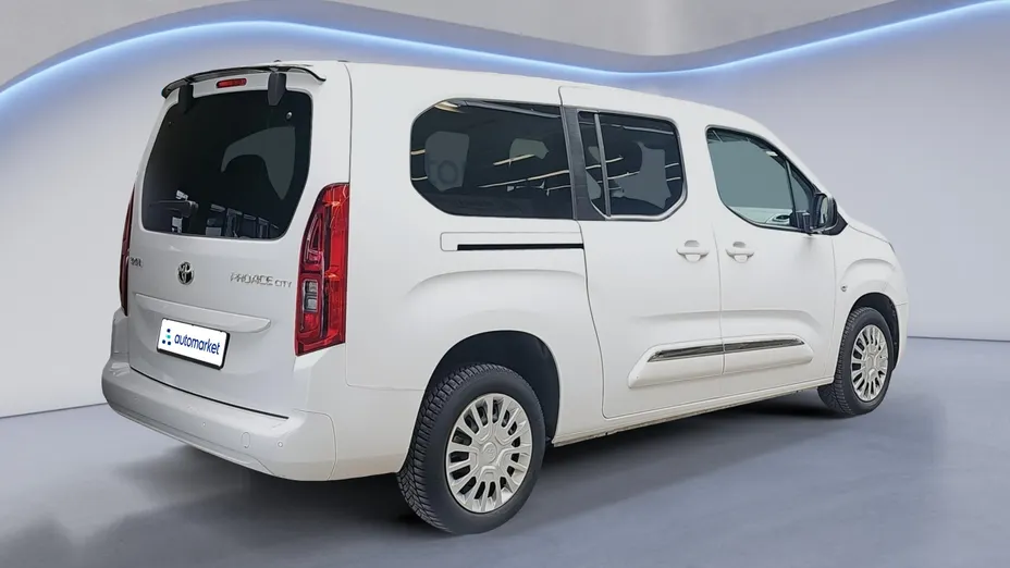 TOYOTA Proace City Verso Proace City Verso Long 1.5 D-4D Business