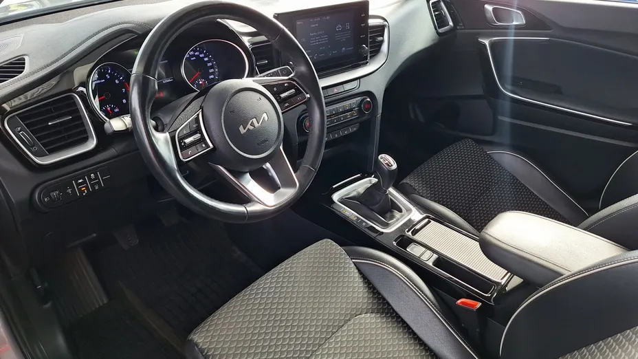 KIA Cee'd Ceed 1.5 T-GDI L