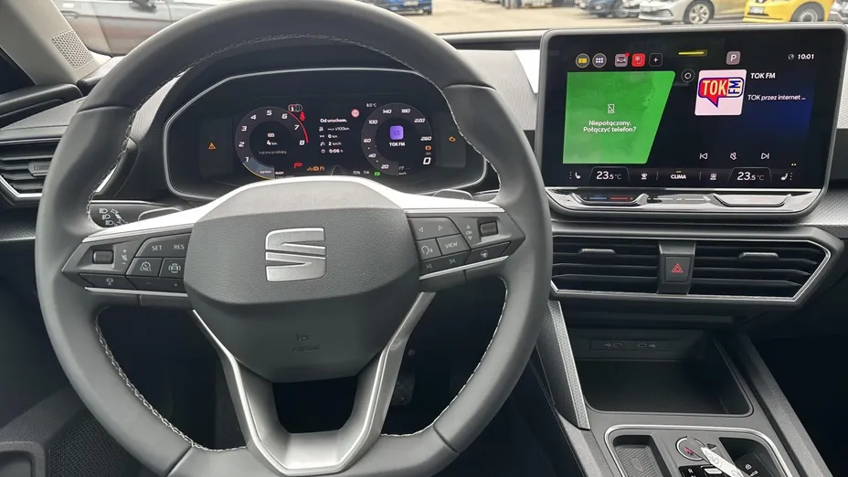 SEAT Leon Leon 1.5 eTSI mHEV Style DSG Nowy