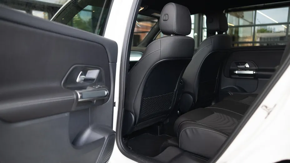MERCEDES-BENZ GLB GLB 200 mHEV 7G-DCT