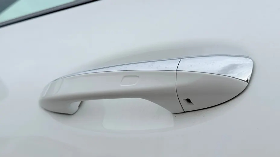 MERCEDES-BENZ CLA CLA 200 Progressive 7G-DCT