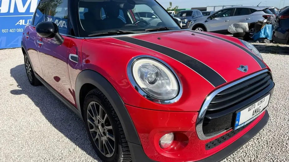 MINI Cooper -