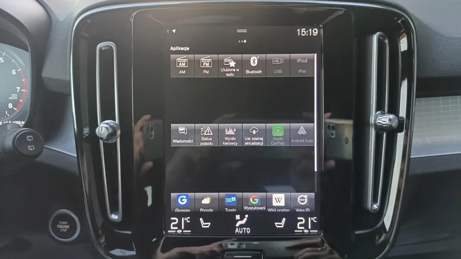 VOLVO XC40 XC40 T3 Momentum