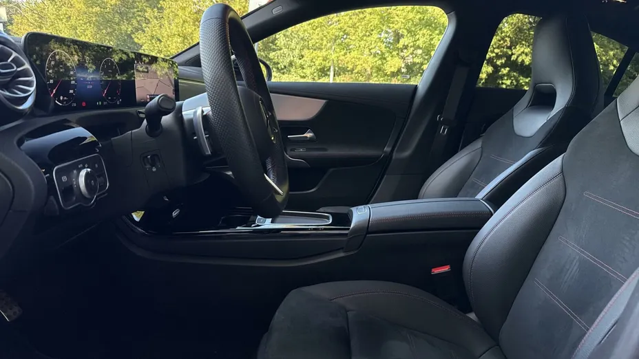 MERCEDES-BENZ CLA CLA 200 mHEV AMG Line 7G-DCT