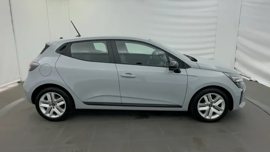 RENAULT Clio -