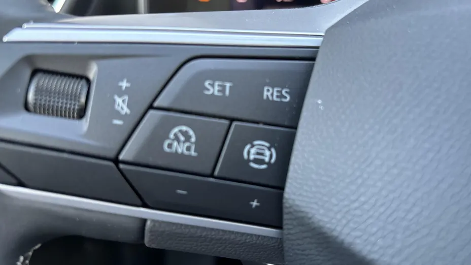 SEAT Leon Leon 1.5 eTSI Style DSG Nowy