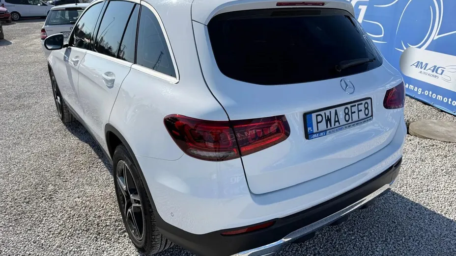 MERCEDES-BENZ GLC -