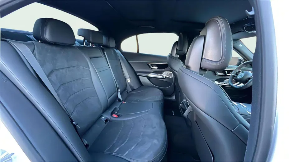 MERCEDES-BENZ E Klasa E 220 d mHEV 4-Matic AMG 9G-Tronic