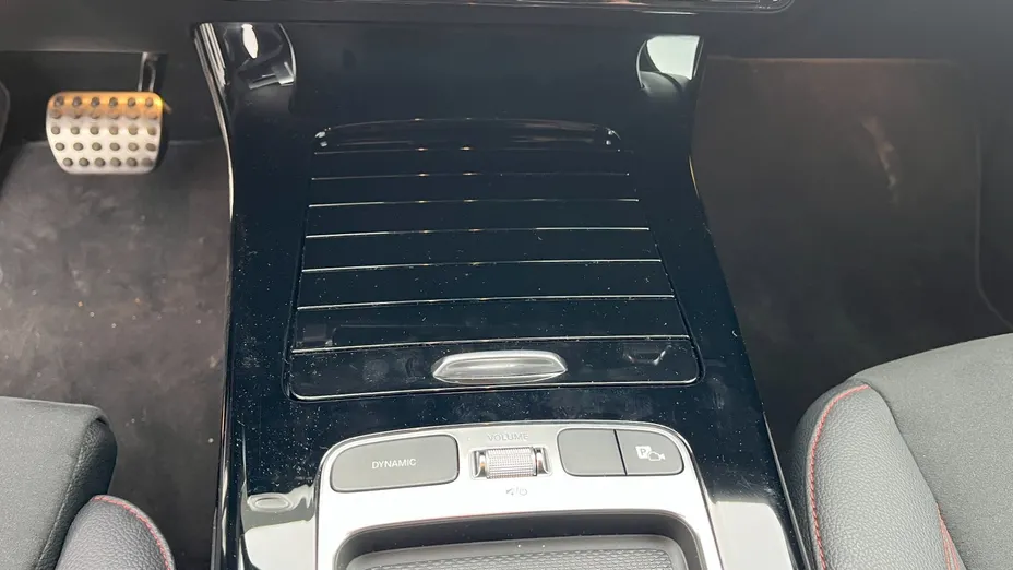 MERCEDES-BENZ A Klasa A 200 AMG Line 7G-DCT