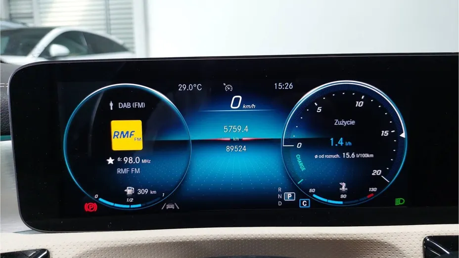 MERCEDES-BENZ A Klasa A 200 Progressive 7G-DCT