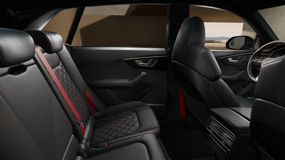 AUDI Q8 / E-Tron Q8 TFSI e PHEV 360 kW Quattro Tiptronic Nowy