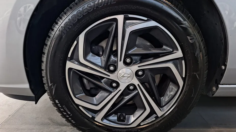 HYUNDAI i30 i30 1.6 D Comfort DCT
