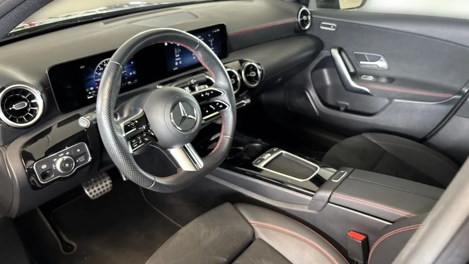 MERCEDES-BENZ A Klasa A 200 AMG Line 7G-DCT
