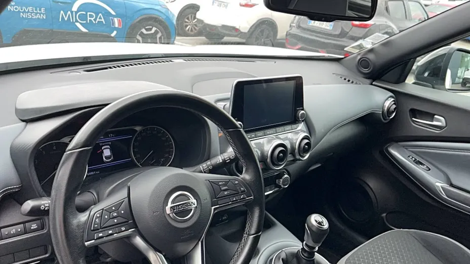 NISSAN Juke -
