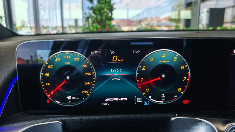 MERCEDES-BENZ GLB AMG GLB 35 4-Matic