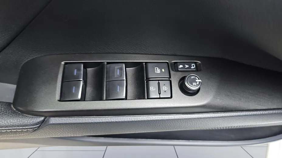 TOYOTA Camry Camry 2.5 Hybrid Prestige CVT