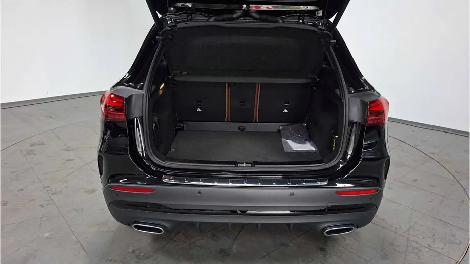 MERCEDES-BENZ GLA GLA 200 mHEV AMG Line 7G-DCT