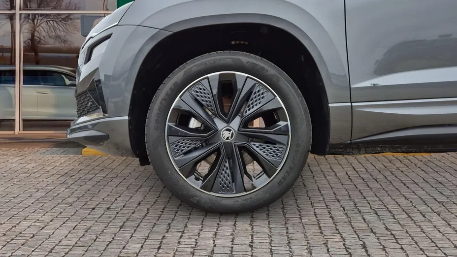 SKODA Karoq Karoq 1.5 TSI ACT Sportline DSG Nowy