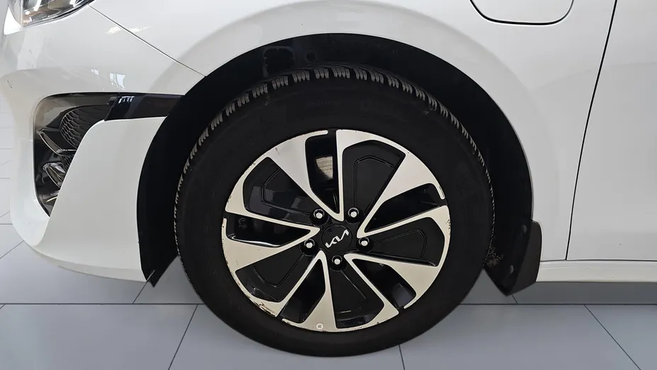 KIA Cee'd Ceed 1.6 GDI PHEV L DCT