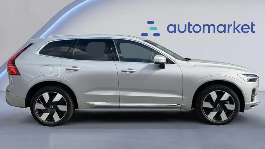 VOLVO XC60 XC60 T6 Plug-In Hybrid AWD Ultra Bright aut