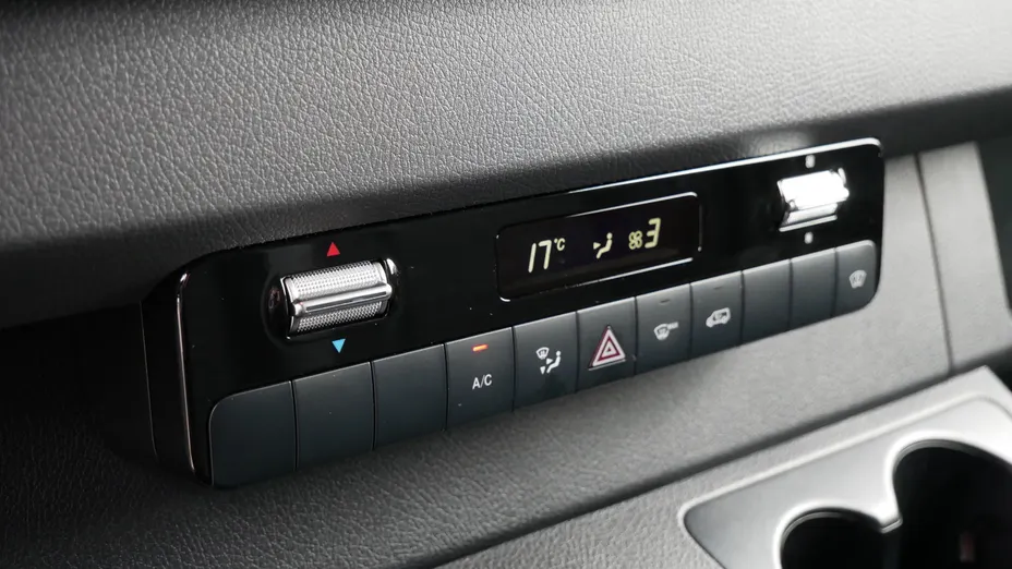 MERCEDES-BENZ Sprinter Sprinter 317 CDI 907.635 14m3