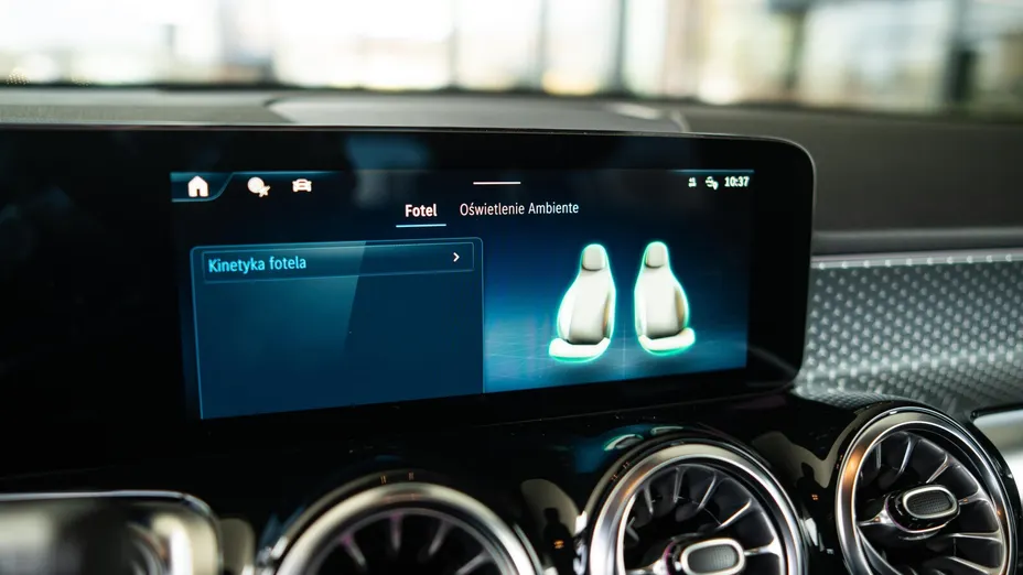 MERCEDES-BENZ GLB GLB 220 d 4-Matic AMG Line 8G-DCT