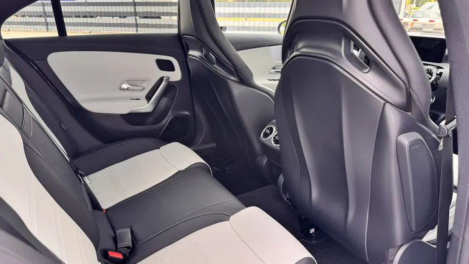 MERCEDES-BENZ CLA AMG CLA 35 4-Matic 7G-DCT