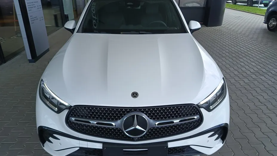 MERCEDES-BENZ GLC -