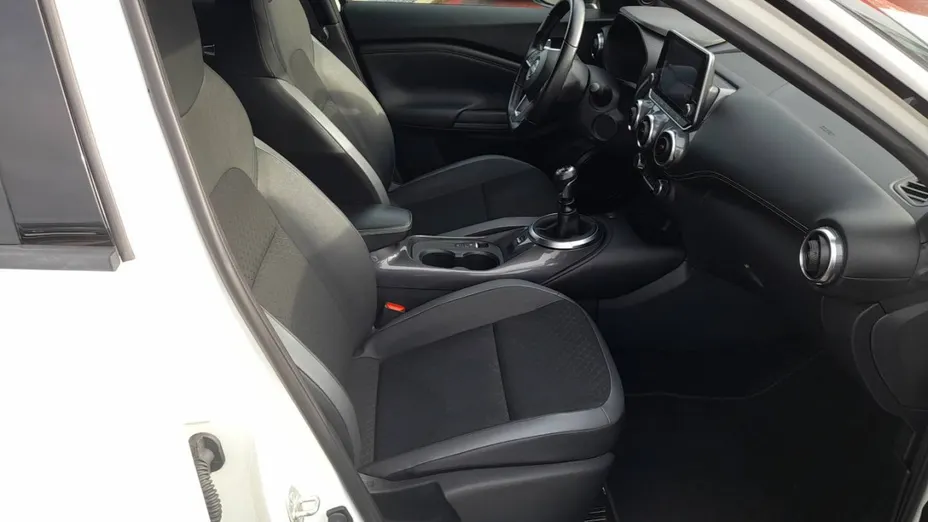 NISSAN Juke -