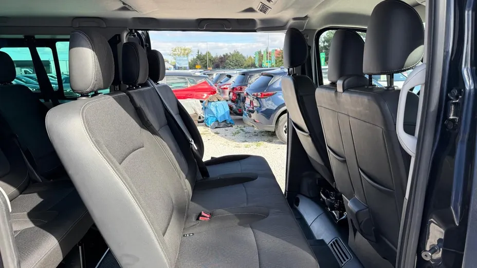 RENAULT Trafic -