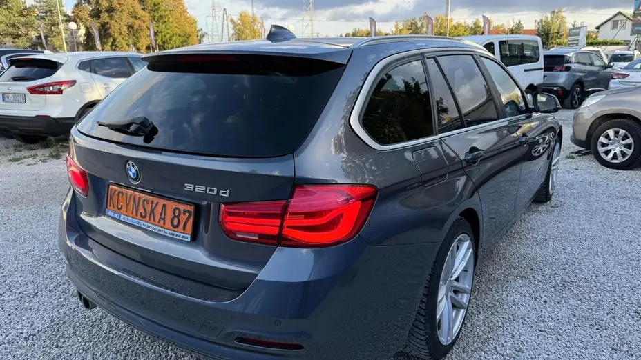 BMW Seria 3 320d aut
