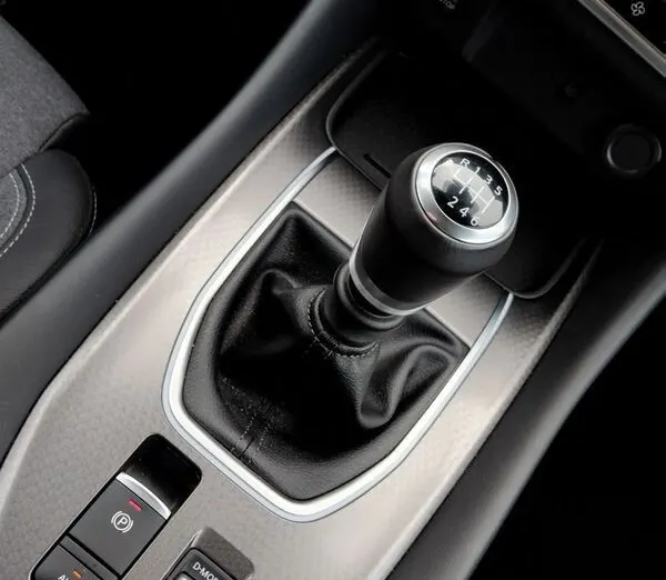 NISSAN Qashqai Qashqai 1.3 DIG-T mHEV N-Connecta