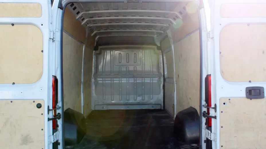 PEUGEOT Boxer Boxer 435 BlueHDi L3H2 Pro