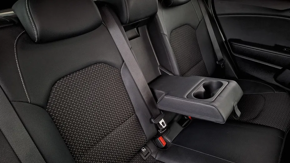 KIA Cee'd Ceed 1.4 T-GDI L Business Line Plus DCT