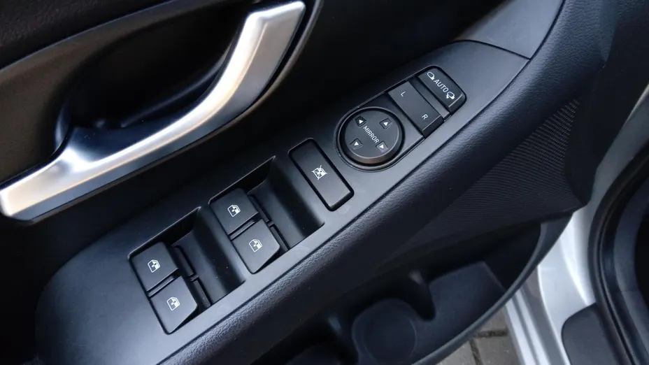 HYUNDAI i30 i30 1.5 T-GDI 48V Smart