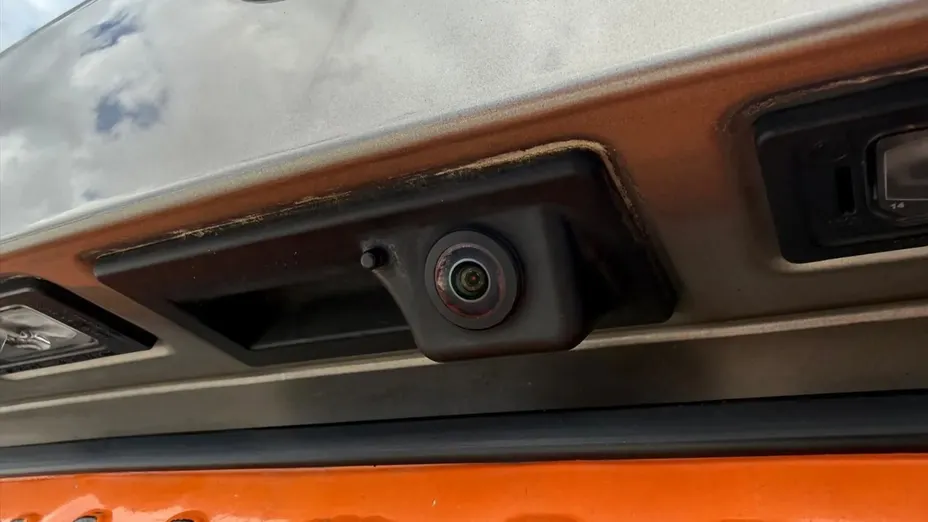 VOLKSWAGEN Tiguan -
