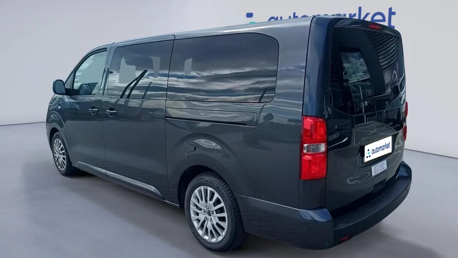 PEUGEOT Traveller Traveller 2.0 BlueHDi Long Business EAT8