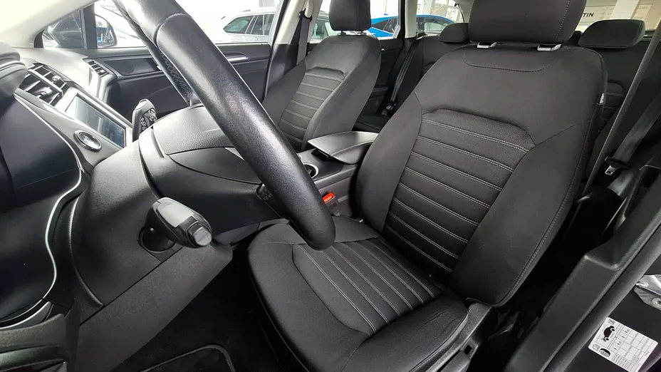 FORD Mondeo Mondeo 2.0 Hybrid Trend