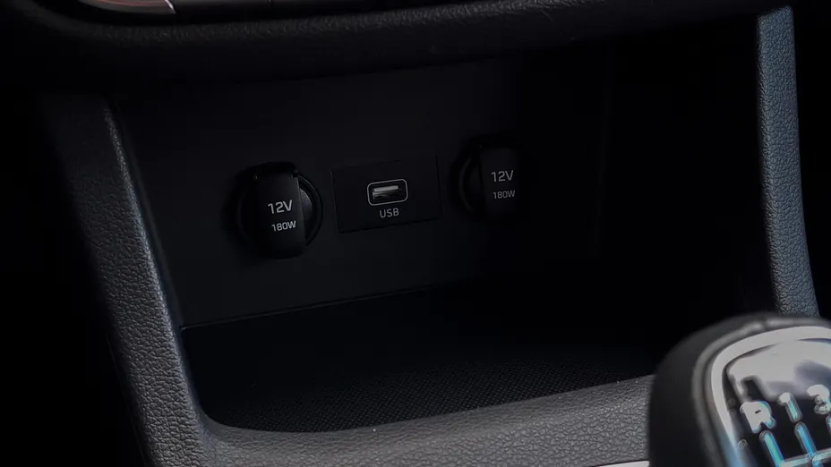 HYUNDAI i30 i30 1.0 T-GDI Modern