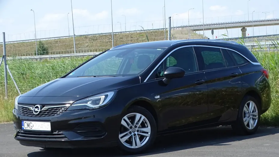 OPEL Astra Astra III 1.9 CDTI Cosmo aut