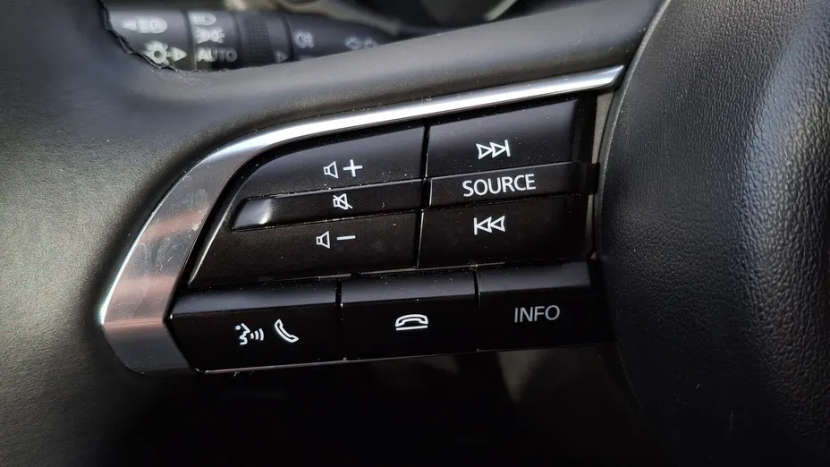 MAZDA CX-30 CX-30 2.0 mHEV Hikari 2WD aut