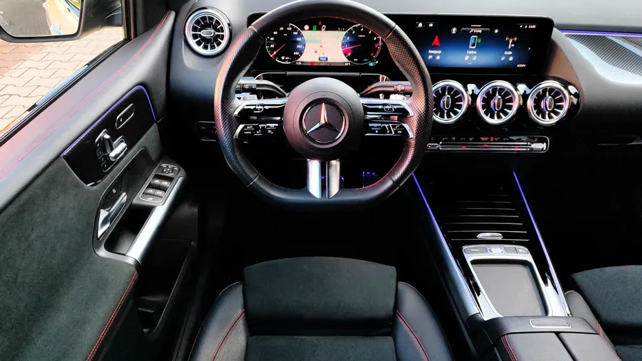 MERCEDES-BENZ B Klasa B 220 4-Matic mHEV AMG Line 8G-DCT