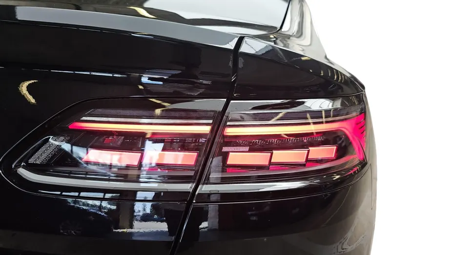 VOLKSWAGEN Arteon Arteon 2.0 TSI Elegance DSG