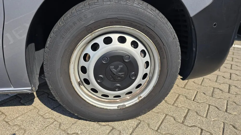 PEUGEOT Expert Expert 1.5 BlueHDi Standard 2,7t